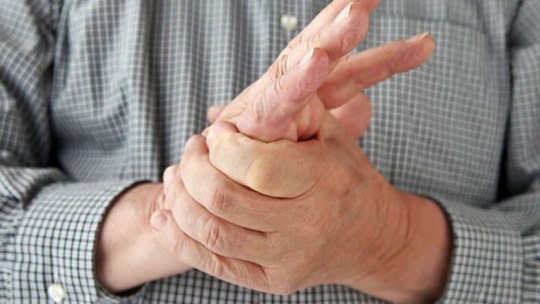 Parmakların eklemlerinde ağrıdan nasıl kurtulur
